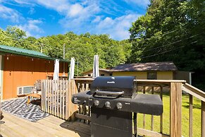 The Rustic Cottage by Avantstay Hot Tub Fire Pit Pool Table 5mins to T