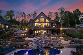 Gray Fox Lodge by Avantstay Waterslide Pool Theater Sleeps 23