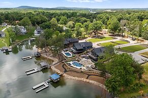 Gray Fox Lodge by Avantstay Waterslide Pool Theater Sleeps 23