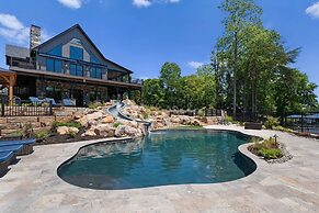 Gray Fox Lodge by Avantstay Waterslide Pool Theater Sleeps 23