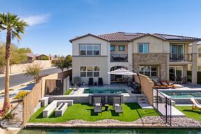 Lago Luxe by Avantstay Lakefront Private Pool Great for Festival Seaso