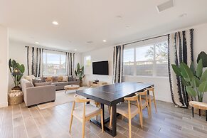 Lago Luxe by Avantstay Lakefront Private Pool Great for Festival Seaso