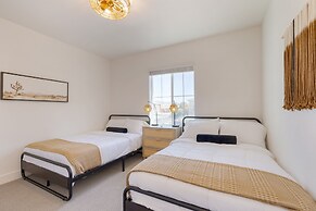 Lago Luxe by Avantstay Lakefront Private Pool Great for Festival Seaso