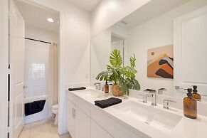 Lago Luxe by Avantstay Lakefront Private Pool Great for Festival Seaso