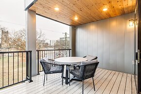 The Grove 6 by Avantstay Private Balcony