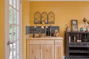 Hyannis 10min to Asheville Firepit Ping Pong