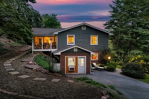 Hyannis 10min to Asheville Firepit Ping Pong