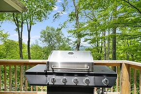 Ash Vale by Avantstay Spacious Deck w Views Ping Pong Table