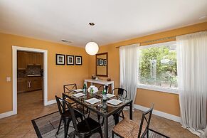 Dandelion by Avantstay Pool 0 2mi to Downtown