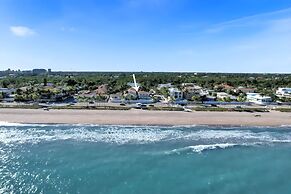 Beach Haven by Avantstay Pool Ocean Views Steps From the Beach