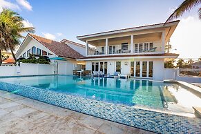 Beach Haven by Avantstay Pool Ocean Views Steps From the Beach