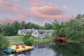 Game Farm Villa by Avantstay 10bdr Private Pond Spa Pool Family-friend
