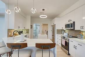 7min to Beach Private Patio on Golf Course Emerald Bay by Avantstay