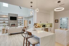 7min to Beach Private Patio on Golf Course Emerald Bay by Avantstay