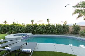 Calypso by Avantstay Entertainer s Paradise Pool Hot Tub Putting Green