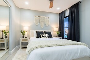 Calypso by Avantstay Entertainer s Paradise Pool Hot Tub Putting Green