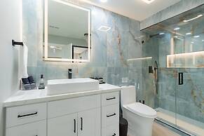 Calypso by Avantstay Entertainer s Paradise Pool Hot Tub Putting Green