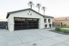 Calypso by Avantstay Entertainer s Paradise Pool Hot Tub Putting Green