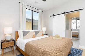 Pacific Villa by Avantstay Steps From Beach Luxurious Modern Indoor-ou