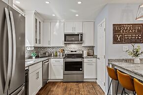 Slopeside Escape by Avantstay Walk to Ski Lifts Arcade Games Shufflebo