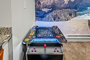 Slopeside Escape by Avantstay Walk to Ski Lifts Arcade Games Shufflebo