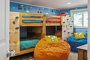 Slopeside Escape by Avantstay Walk to Ski Lifts Arcade Games Shufflebo