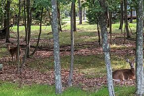 Mountain Hideout by Avantstay Game Room Deck