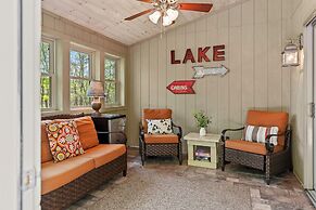 Mountain Hideout by Avantstay Game Room Deck