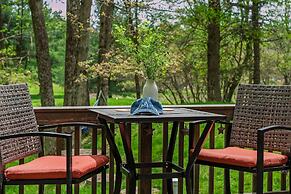 Mountain Hideout by Avantstay Game Room Deck