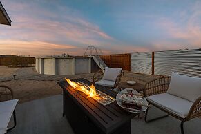 Casa De Kota by Avantstay Pool Firepit Games Secluded Chic