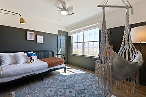 Casa De Kota by Avantstay Pool Firepit Games Secluded Chic