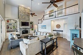 Lucky s Lake House by Avantstay Private Lake Bar