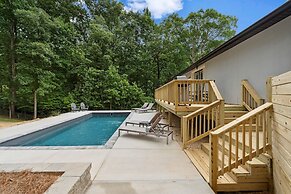 Fireside Fun by Avantstay Sleeps 18 Waterfront Pool