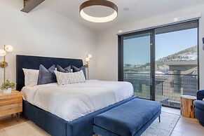 Northern Slope by Avantstay Stunning Ski In Out Condo w Hot Tub