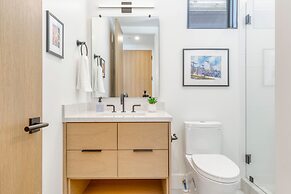 Northern Slope by Avantstay Stunning Ski In Out Condo w Hot Tub