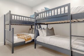 Northern Slope by Avantstay Stunning Ski In Out Condo w Hot Tub