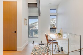 Northern Slope by Avantstay Stunning Ski In Out Condo w Hot Tub