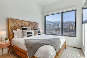 Northern Slope by Avantstay Stunning Ski In Out Condo w Hot Tub