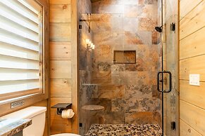 Rambling Ridge Lodge Endless Amenities Fun Indoor Pool Hot Tub A Arcad