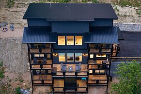 Rambling Ridge Lodge Endless Amenities Fun Indoor Pool Hot Tub A Arcad