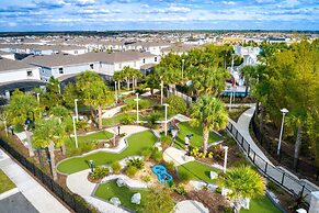 Ever After by Avantstay Pop Culture Design Pool