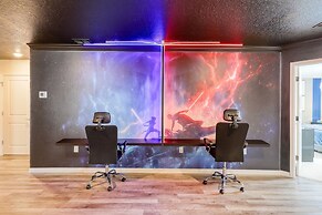 Ever After by Avantstay Pop Culture Design Pool