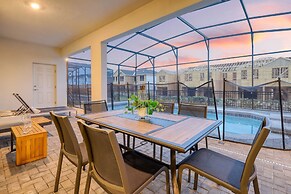 Ever After by Avantstay Pop Culture Design Pool