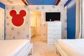 Ever After by Avantstay Pop Culture Design Pool