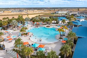 Ever After by Avantstay Pop Culture Design Pool