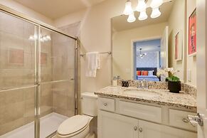 Ever After by Avantstay Pop Culture Design Pool