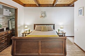 Mountain Must-have by Avantstay Indoor Hot Tub Game Room Fire Pit