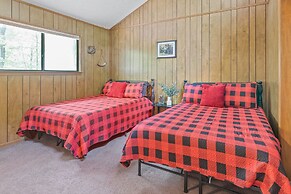 Mountain Must-have by Avantstay Indoor Hot Tub Game Room Fire Pit