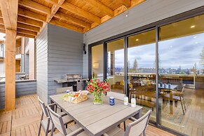 Aerie 1 by Avantstay Balcony Private Hot Tub