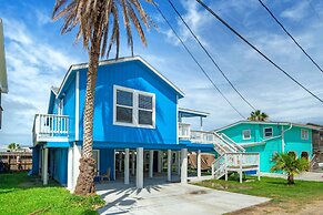 Port A Cottage by Avantstay Private Patio Deck Designed for Groups